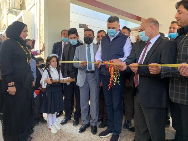 الحكومة المحلية ترعى إفتتاح مدرسة دولية في قضاء الزبير .